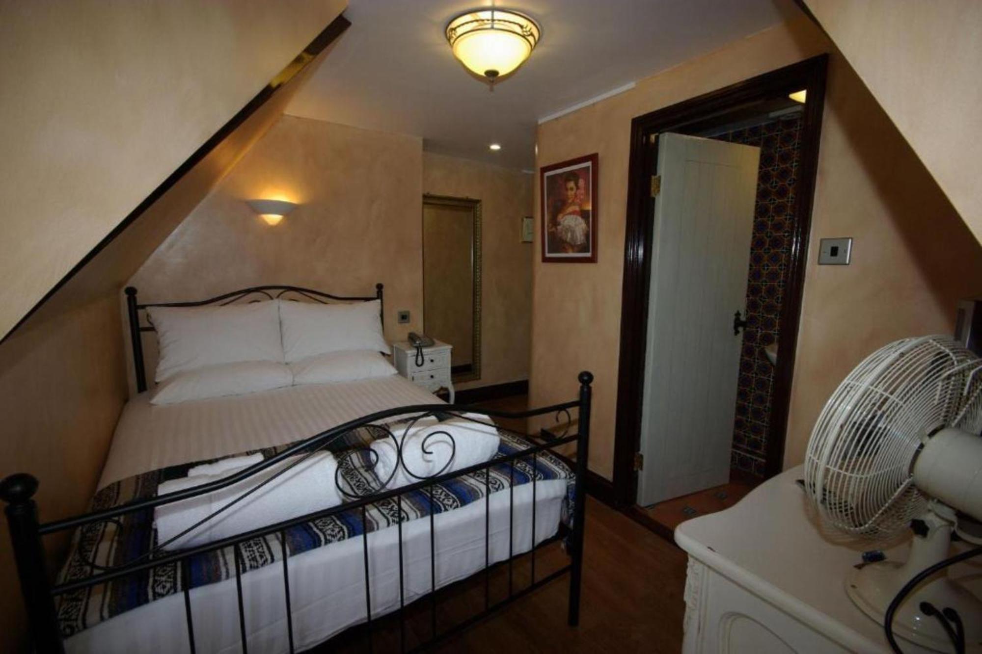Dancenter South Near Denmark Hill * London
